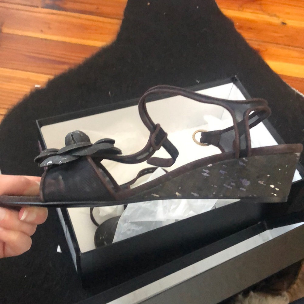 Chanel Sandals! Maybe worn once! - Picture 4 of 5